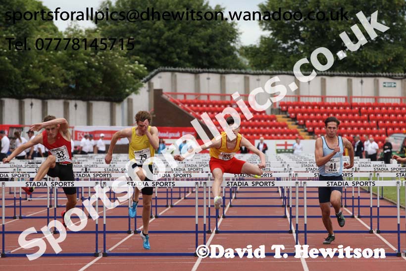 Inter boys 100 metres hurdles, 2015 English Schools, Gateshead. Photo: David T. Hewitson/Sports for All Pics